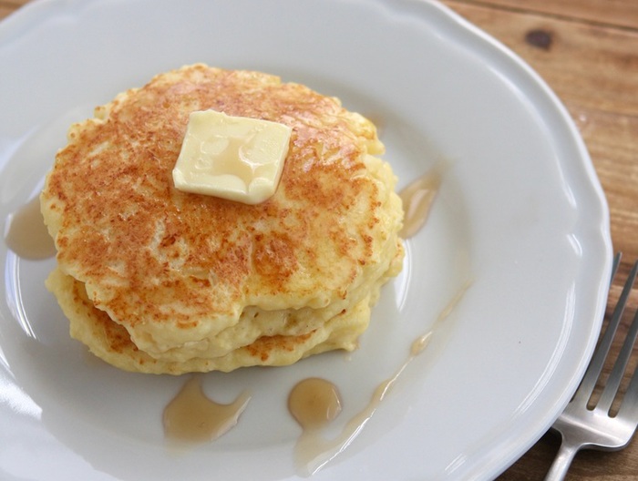 豆腐とヨーグルトのふわふわホットケーキ