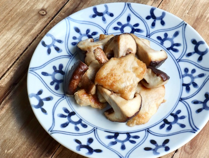 さっぱりコク旨 鶏胸肉と椎茸のレモン醤油