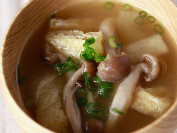 大根としめじのみそ汁
