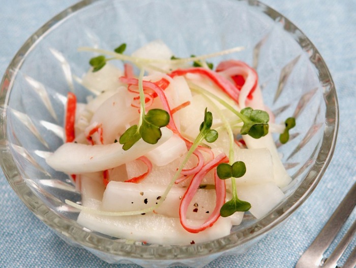 大根とカニカマのサラダ