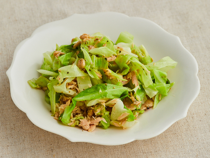 キャベツとツナのホットサラダ