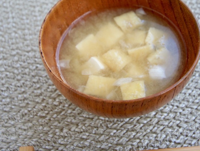 豆腐と油揚げのみそ汁