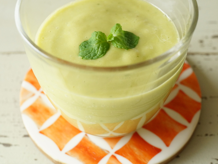 アボカドとオレンジのスムージー