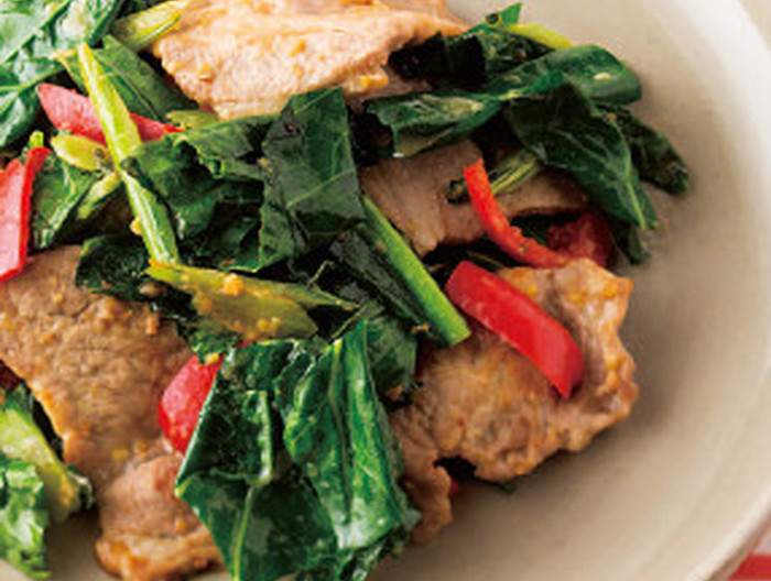 ケールと豚肉のショウガ味噌炒め