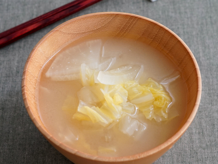 大根と白菜のみそ汁