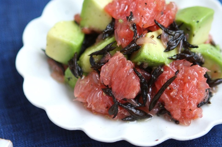 ひじきとアボカドとグレープフルーツのマリネ