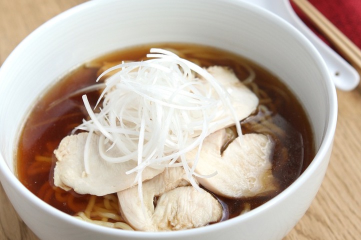 鶏しょうゆラーメン