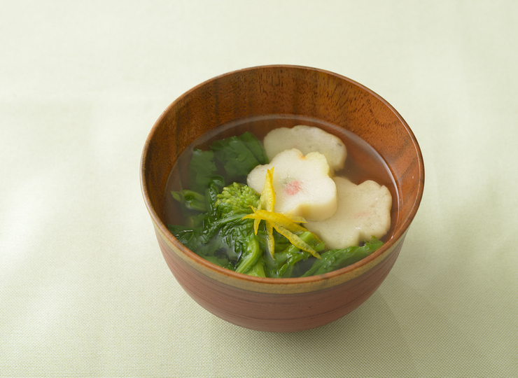 菜の花とお麩のお吸い物