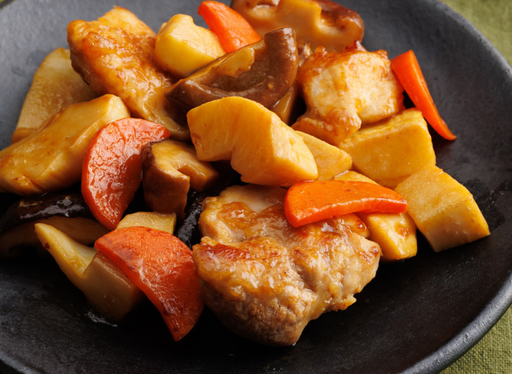 鶏肉とたけのこのピリ辛さっぱり炒め