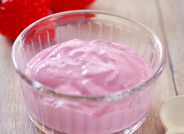 赤のビーツヨーグルト