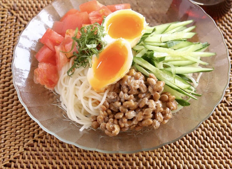 ぶっかけ冷や麦 納豆温玉のせ