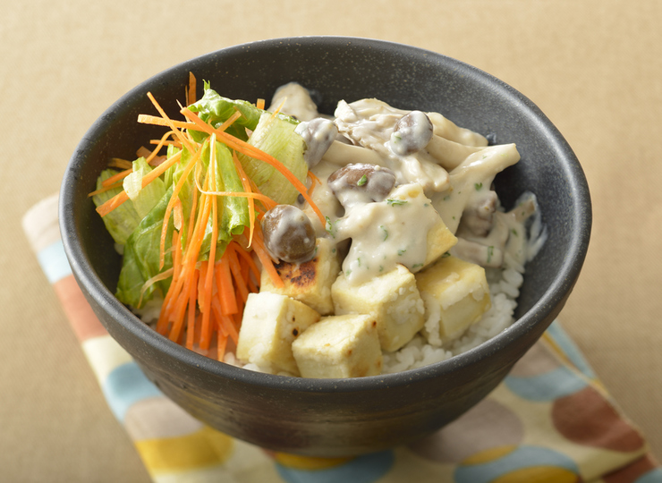 カリッと高野豆腐＆きのこクリーム煮どんぶり