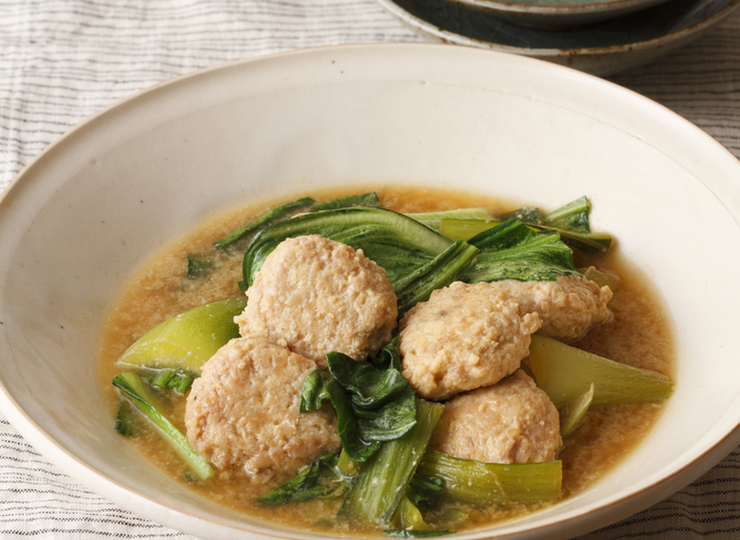 鶏ひきだんごとチンゲン菜のだし煮