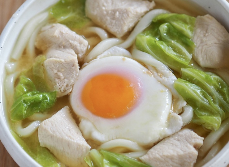 鶏肉と春キャベツの味噌うどん