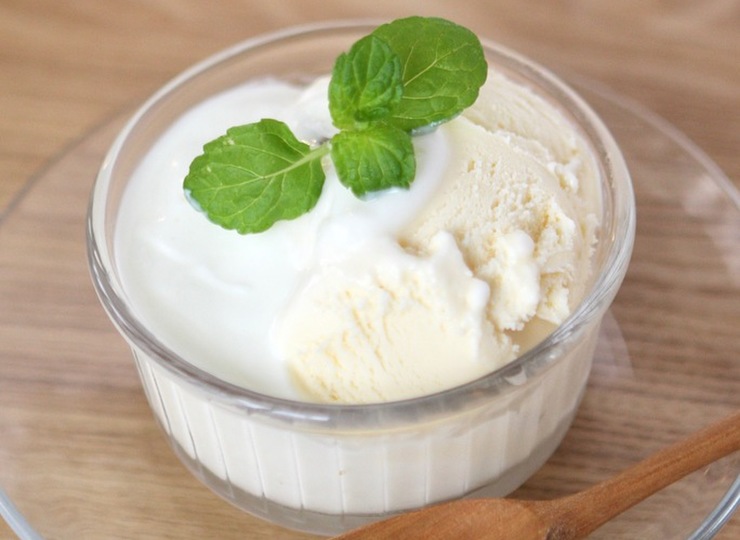 ヨーグルトがけバニラアイス