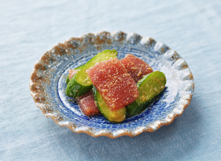 まぐろときゅうりのユッケ風