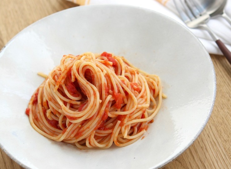 びっくり簡単トマトソーススパゲッティ