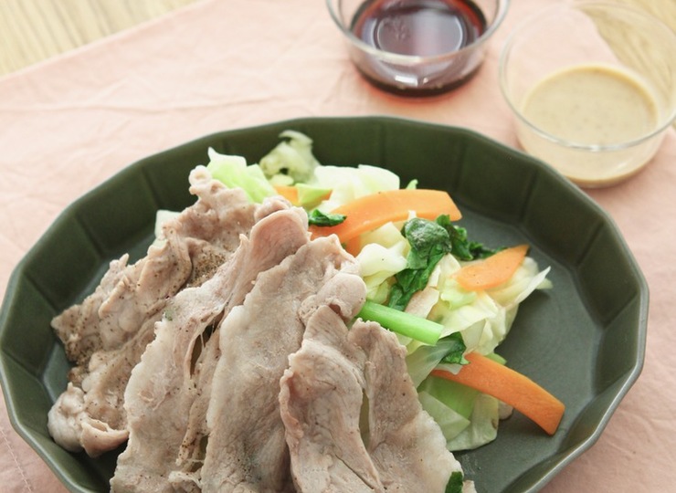 豚肉とカット野菜のかんたんレンジ蒸し