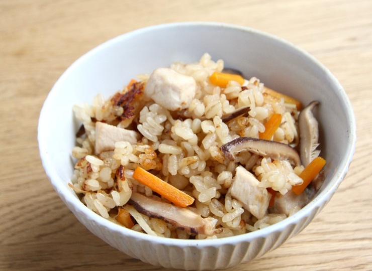 鶏肉と干ししいたけの炊き込みご飯
