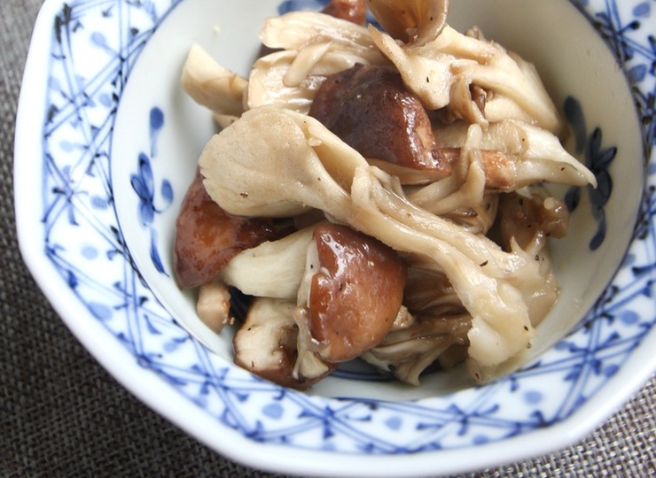 電子レンジで きのこの中華風塩だれ