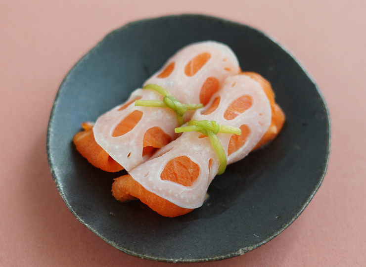 れんこんとサーモンのおもてなしロール