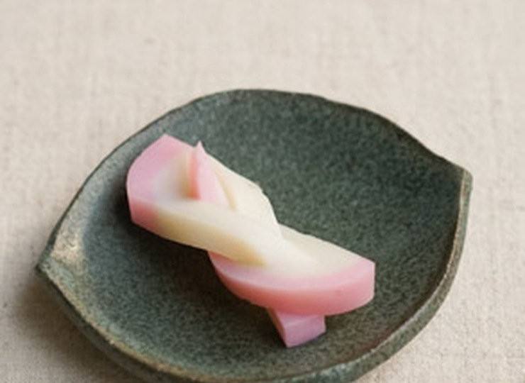 結びかまぼこ