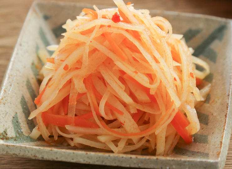 じゃがいもとにんじんの中華風サラダ