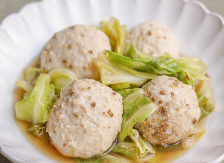 つくねと春キャベツの山椒煮