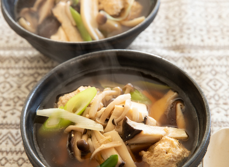 鶏団子ときのこ汁