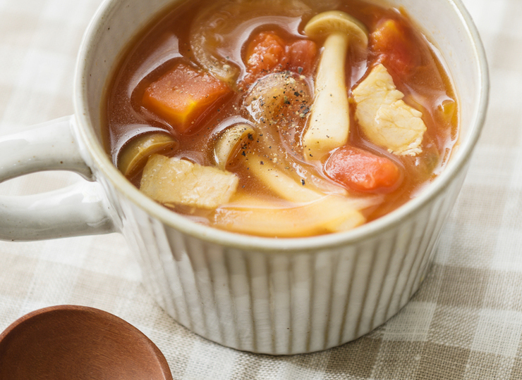 玉ねぎときのこのトマトスープ