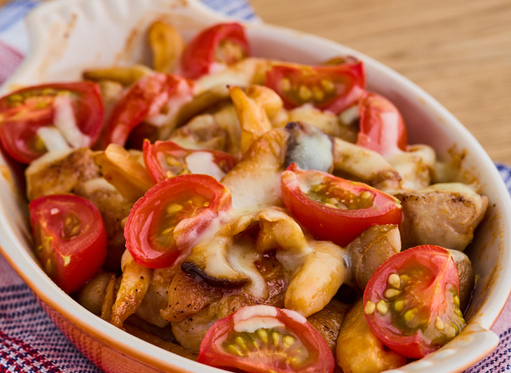 たっぷりきのことチキンのチーズ焼き