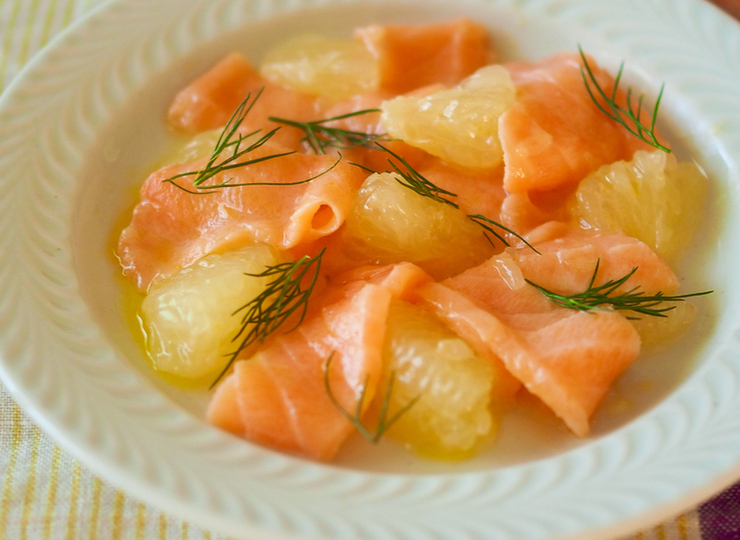 サーモンとグレープフルーツのマリネ