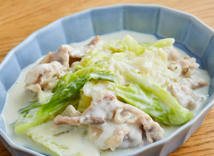 豚肉とキャベツのミルク煮