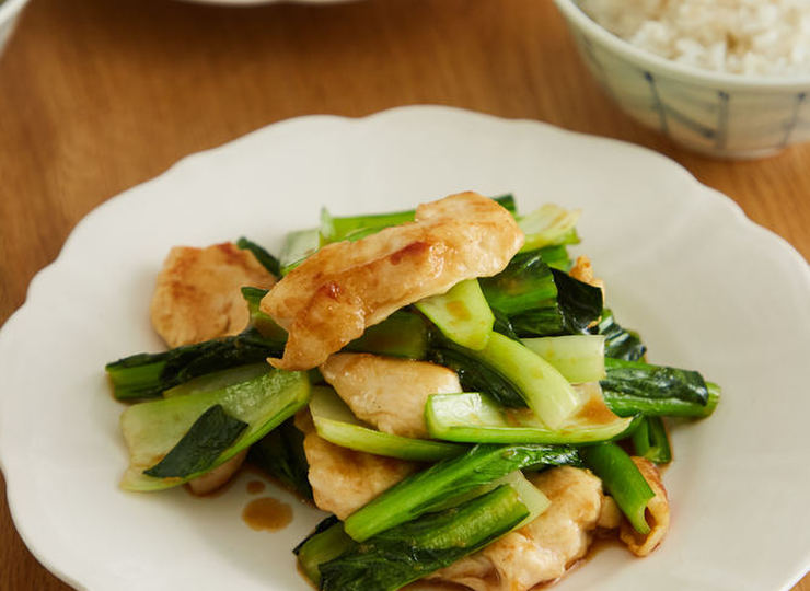鶏むね肉と小松菜のオイスターソース炒め