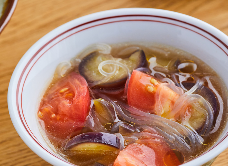 トマトとなすの春雨スープ