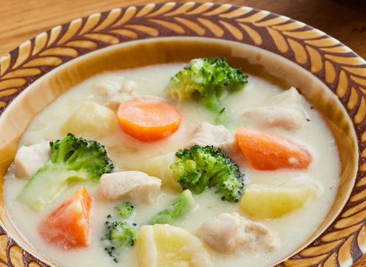 市販ルウを使わない 鶏むね肉のクリームシチュー