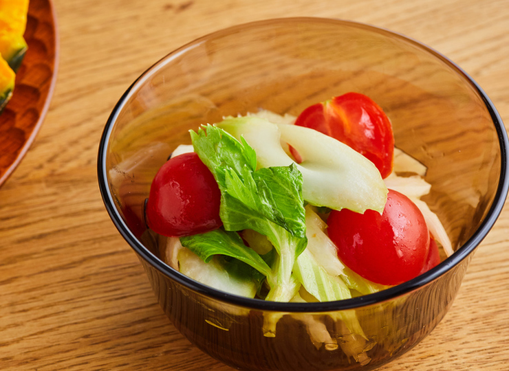 セロリとトマトのレモンマリネ