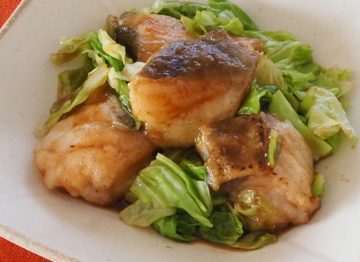 たらとキャベツのオイスターソース炒め