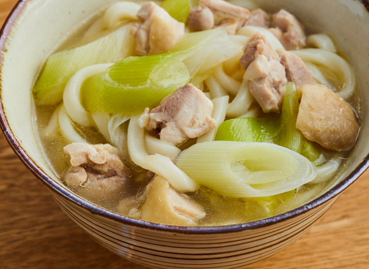 鶏肉と長ねぎの関西風うどん