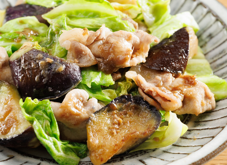 野菜たっぷり 豚肉となすキャベツのみそ炒め