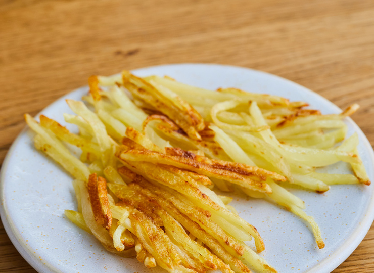 香ばしく焼いた じゃがいものガレット風