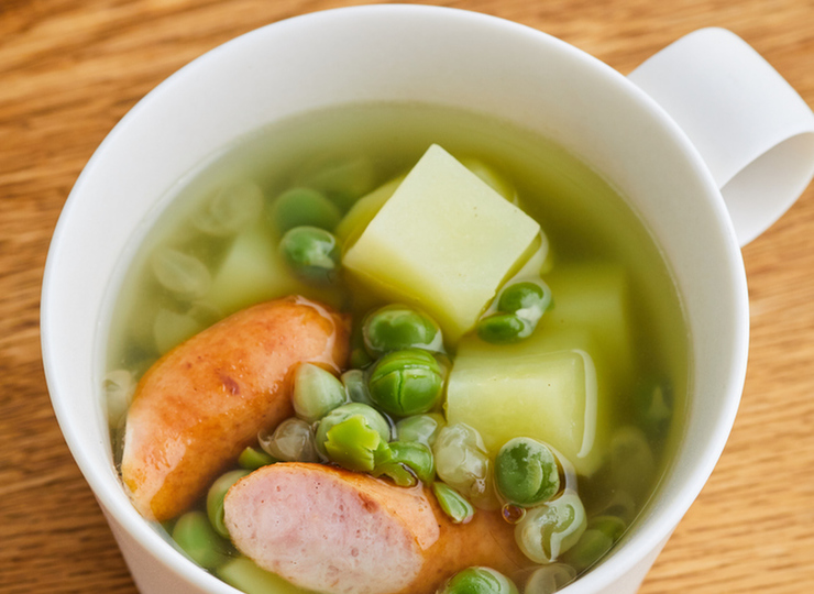 エルテンスープ風（豆とじゃがいものスープ）