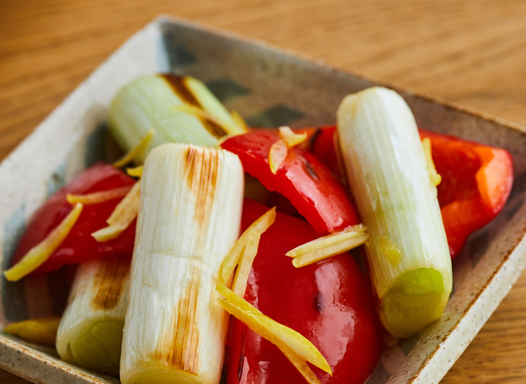 焦がしねぎとパプリカのゆずマリネ