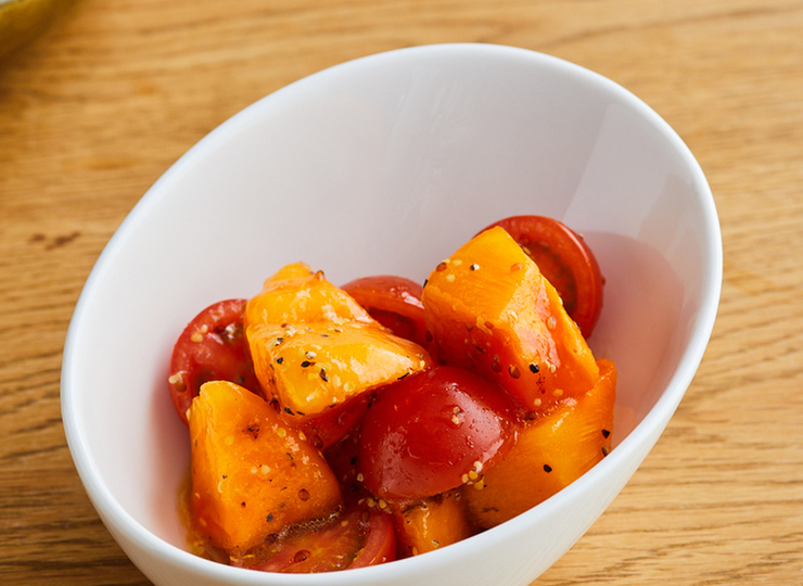 ほぼ塩０ 柿とミニトマトのサラダ