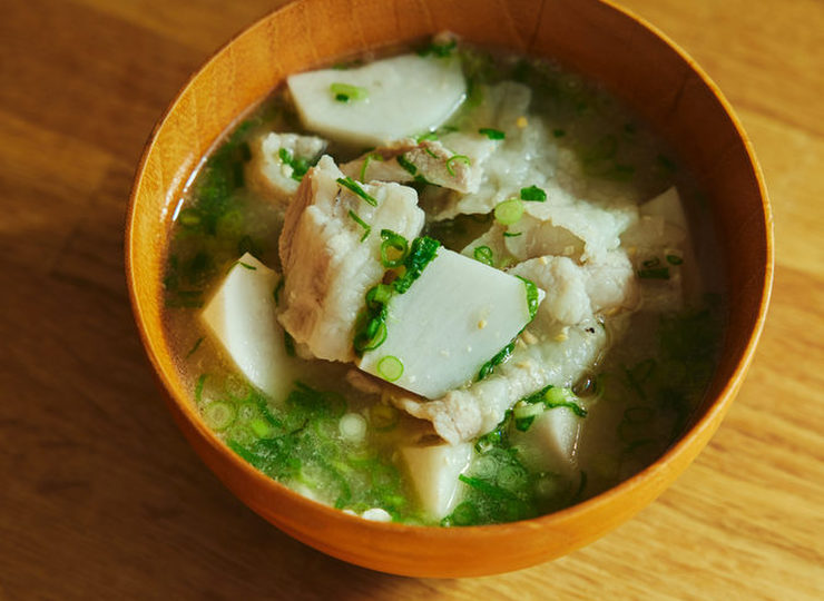 ごろごろ里いもの豚汁