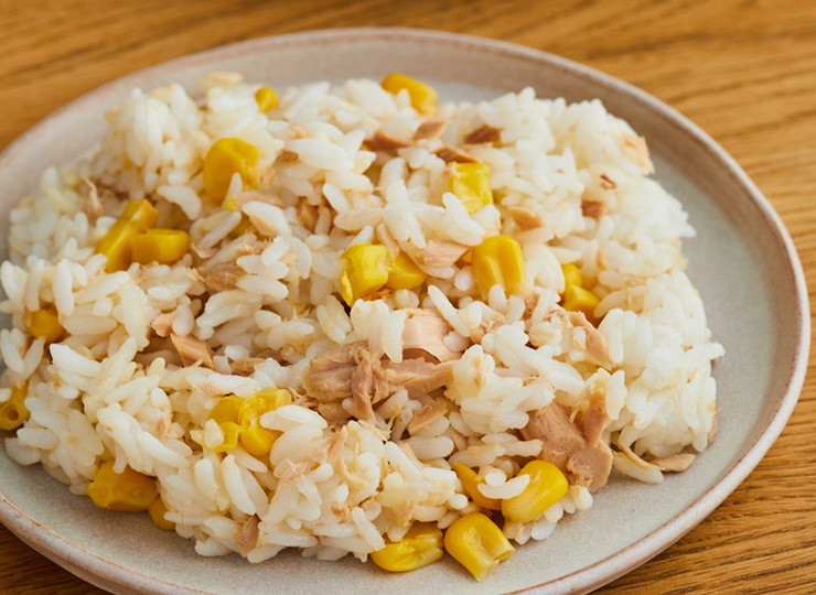 ツナとコーンの混ぜピラフ