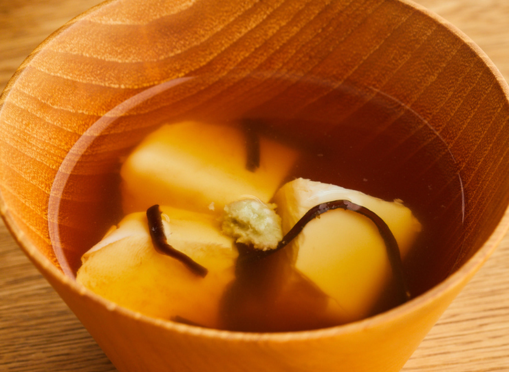 豆腐と塩昆布の即席スープ
