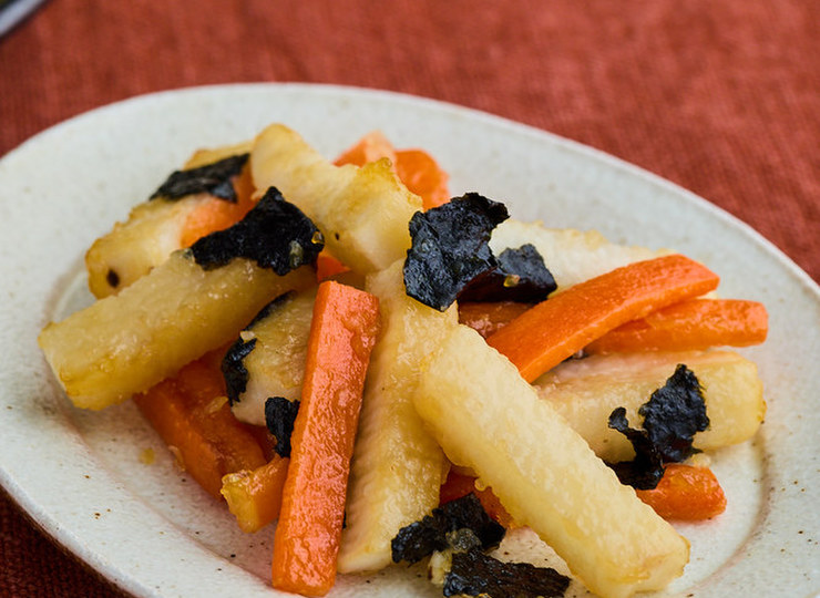 長いもとにんじんのサクサク海苔炒め