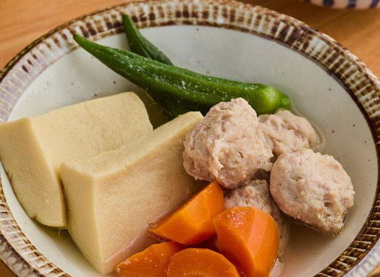 鶏団子と高野豆腐の煮浸し