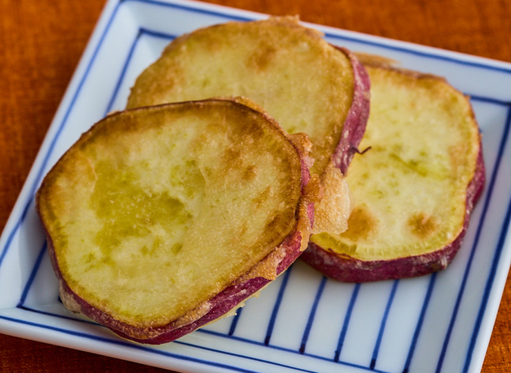 さつまいもの揚げ焼き天ぷら